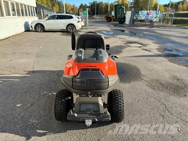 Husqvarna R 418 TsX AWD ( Demotillfälle ) Päältäajettavat ruohonleikkurit