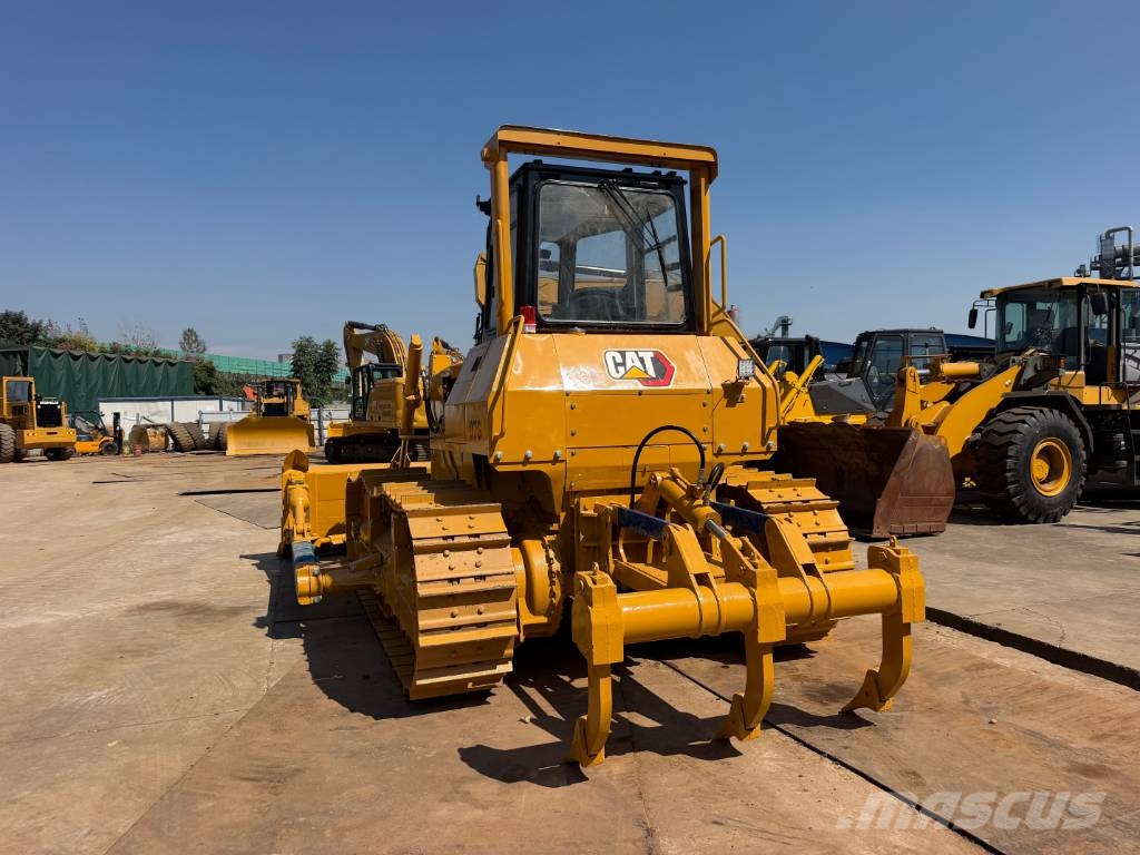 CAT D7G Buldožerji goseničarji
