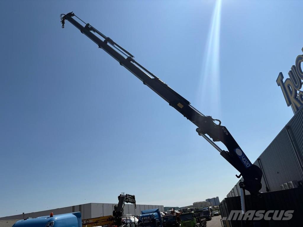 Iveco Stralis 360 + HMF 4020 K5 + EURO 6 + JIB PREPARED Grúas todo terreno