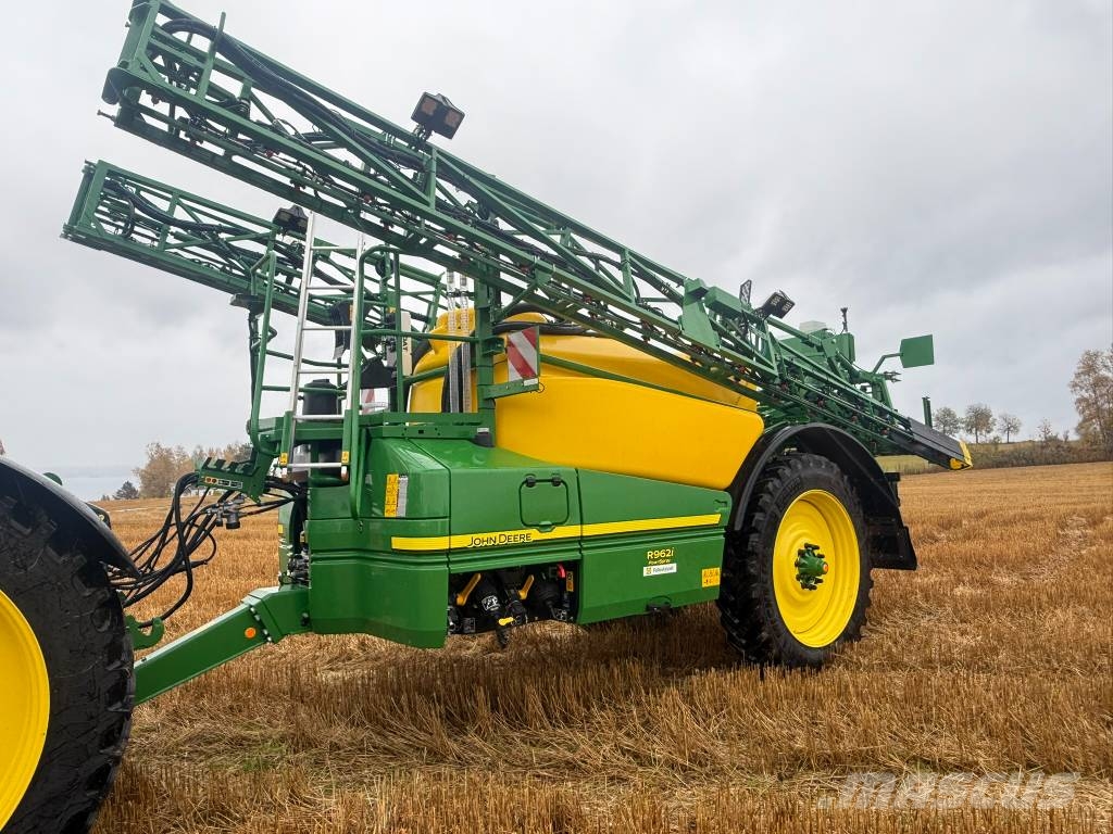 John Deere R 962 i Anhängespritzen
