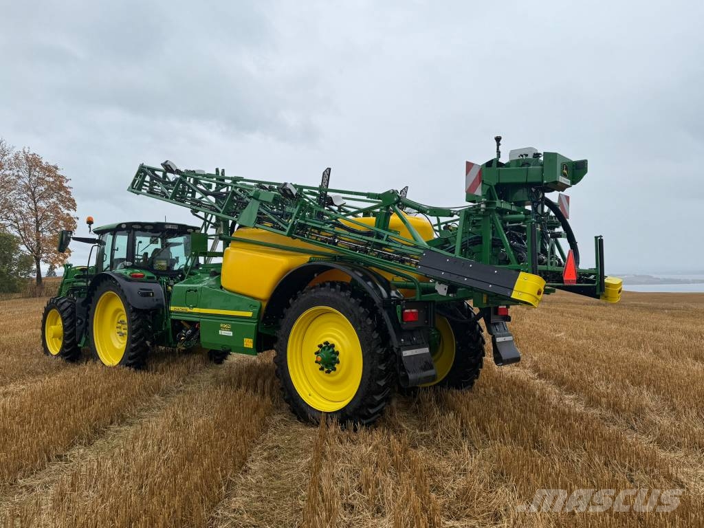 John Deere R 962 i Anhängespritzen