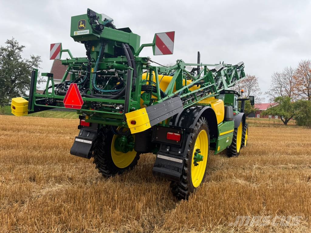 John Deere R 962 i Anhängespritzen
