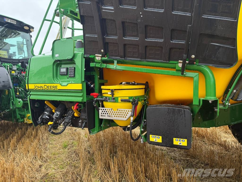 John Deere R 962 i Anhängespritzen