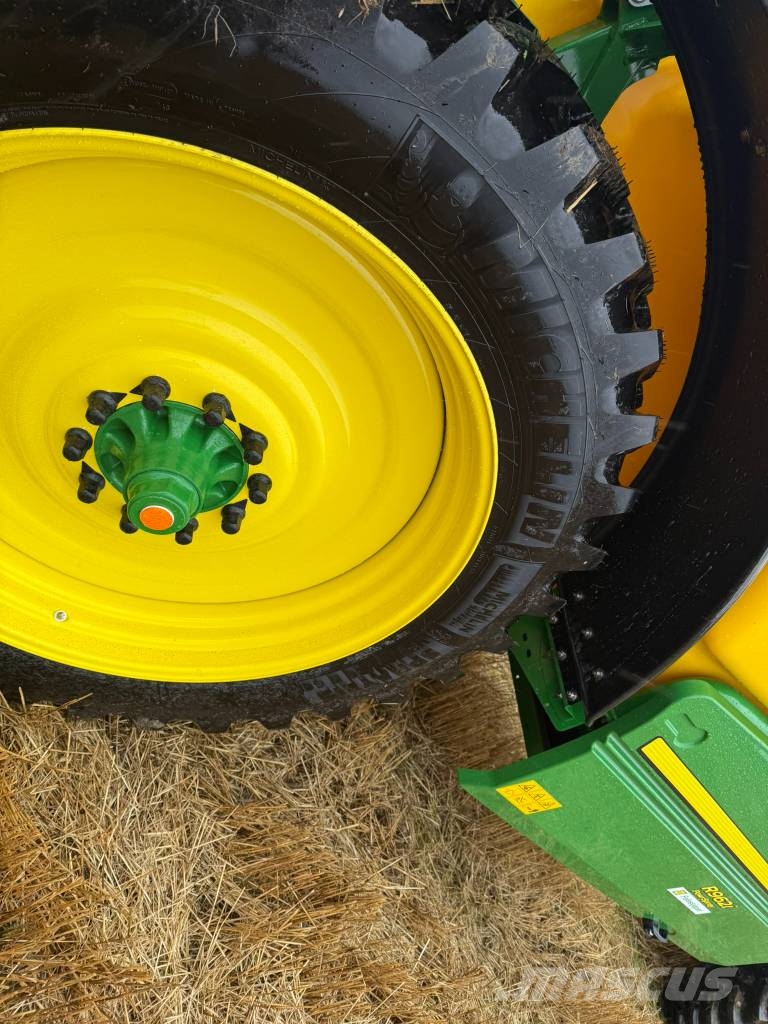 John Deere R 962 i Anhängespritzen