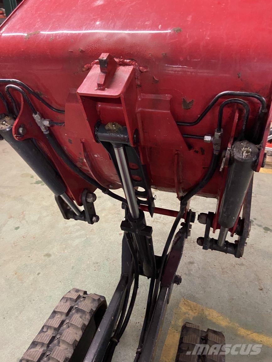 Hinowa HS1102 (4350) عربات نقل قلابة للمواقع