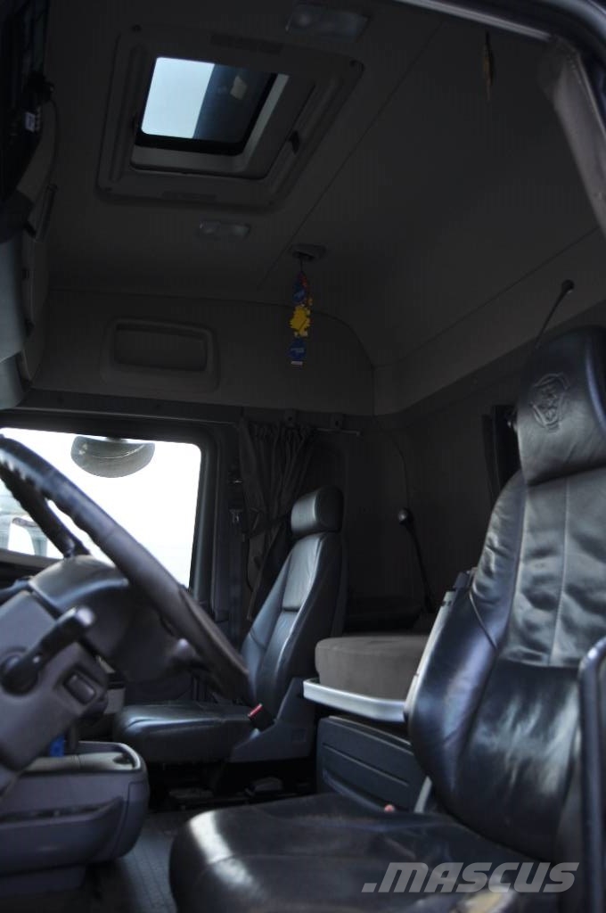Scania R730 LB8X4 4HNB Kamioni za drva Šticari