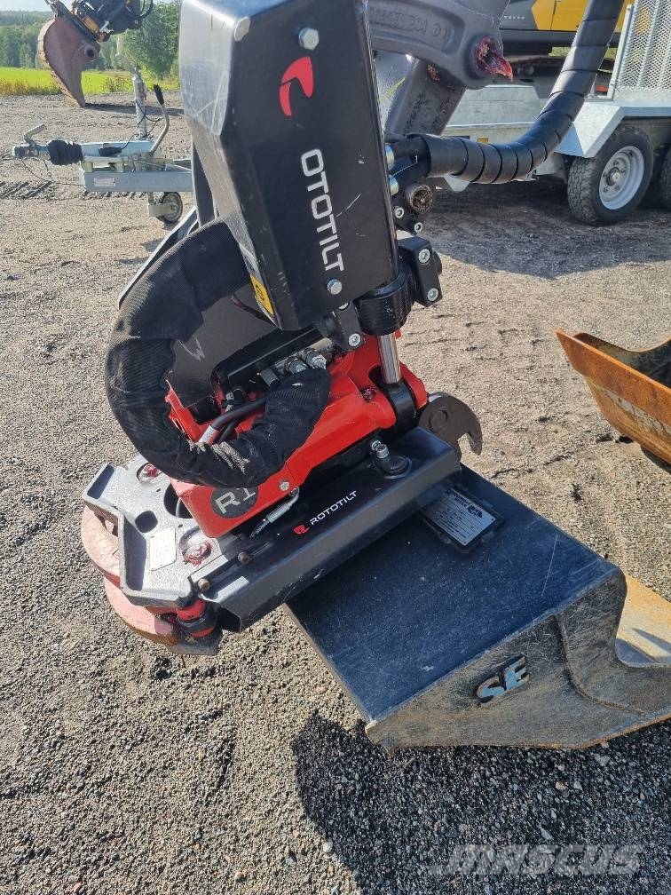Volvo ECR25D i toppskick med kärra Minigraafmachines < 7t