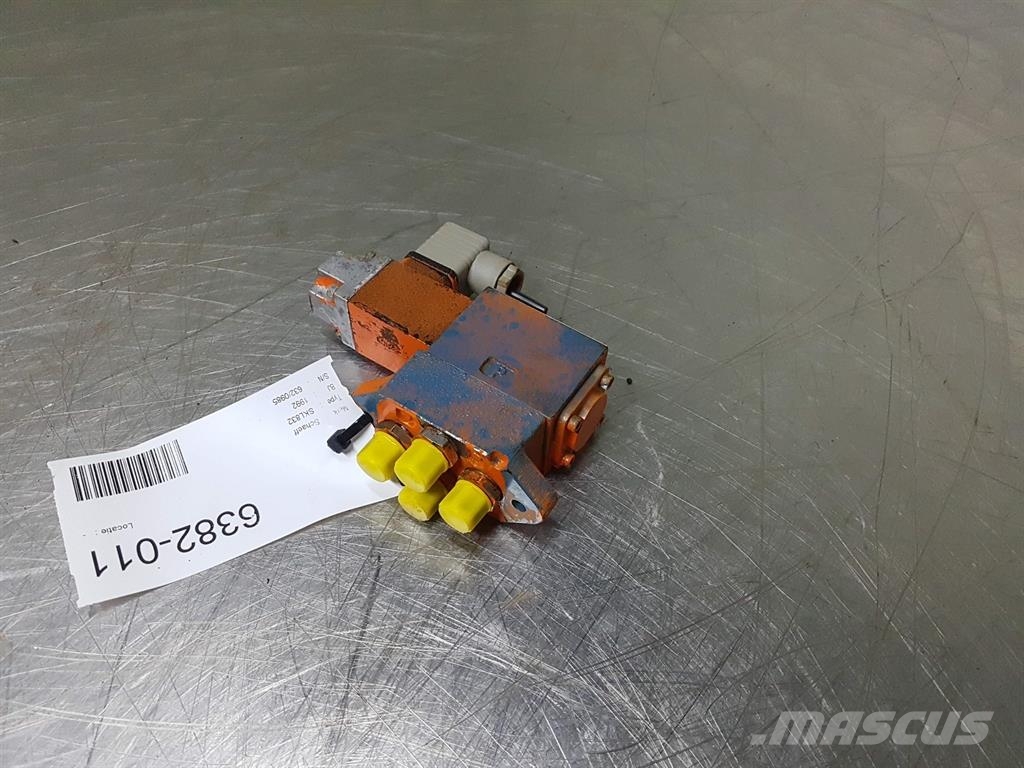 Schaeff SKL832-5606656182-Bosch 081WV06P1N114-Valve Υδραυλικά