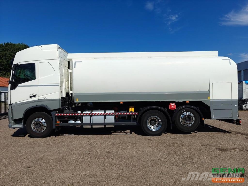 Volvo FH420 6x2/4 GlobeTrotter Euro6B - Tank 23,500L 7 C Tanker trucks
