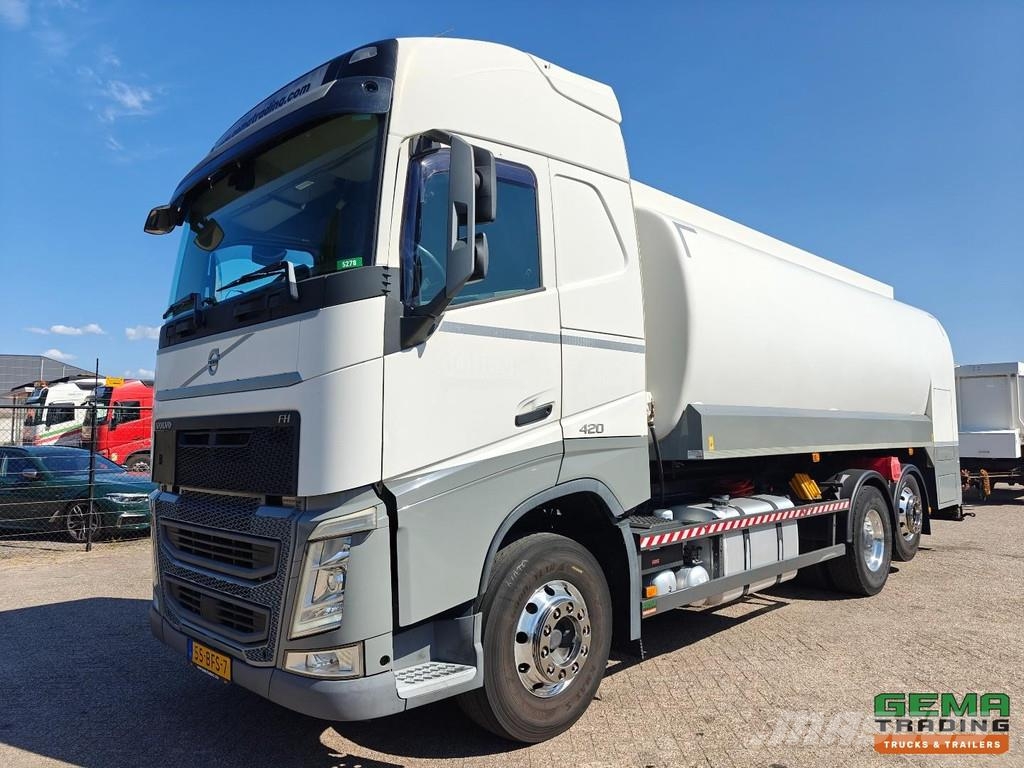 Volvo FH420 6x2/4 GlobeTrotter Euro6B - Tank 23,500L 7 C Tanker trucks