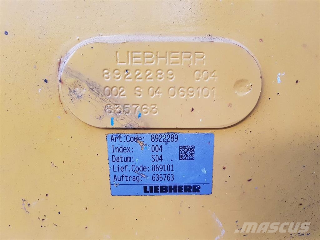 Liebherr L538-8922289-Lifting framework/Schaufelarm/Giek Боны и ковши