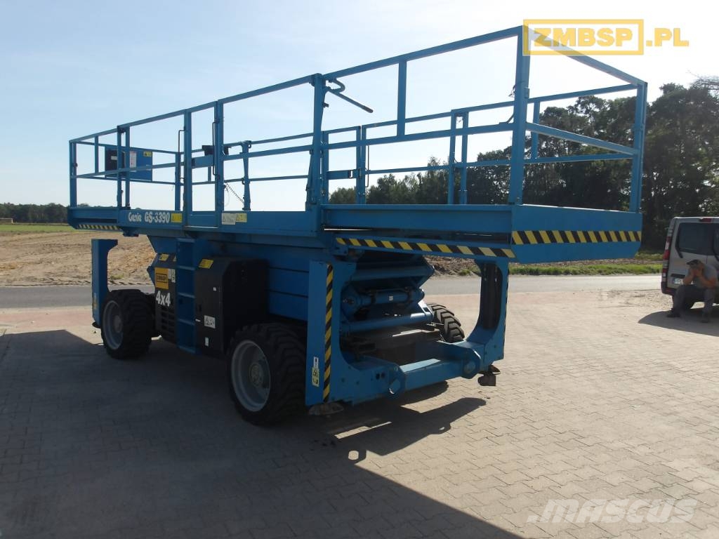 Genie GS 3390 RT Scheren-Arbeitsbühnen