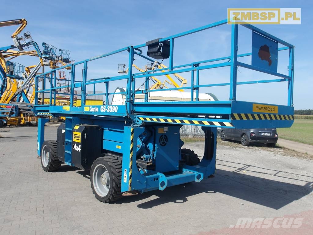Genie GS 3390 RT Scheren-Arbeitsbühnen