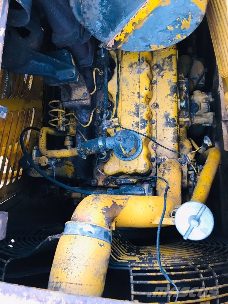 CAT 977 K Crawler loaders
