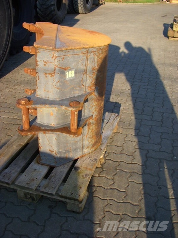 Volvo (103) 0.90 m Tieflöffel / bucket Tieflöffel