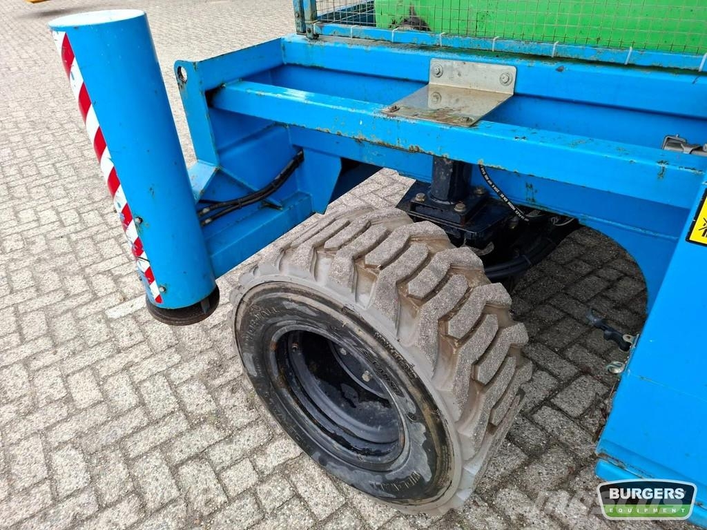 Holland Lift HL-220 D25 Scissor lifts