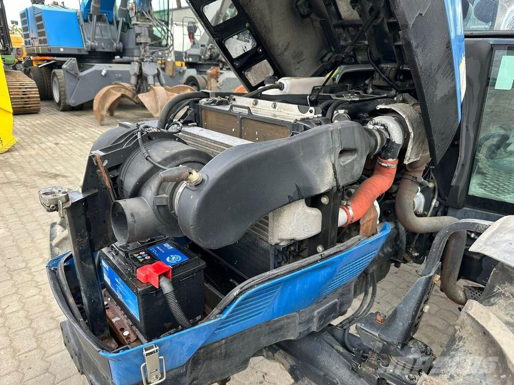 Deutz-Fahr Agroplus 320 Трактори