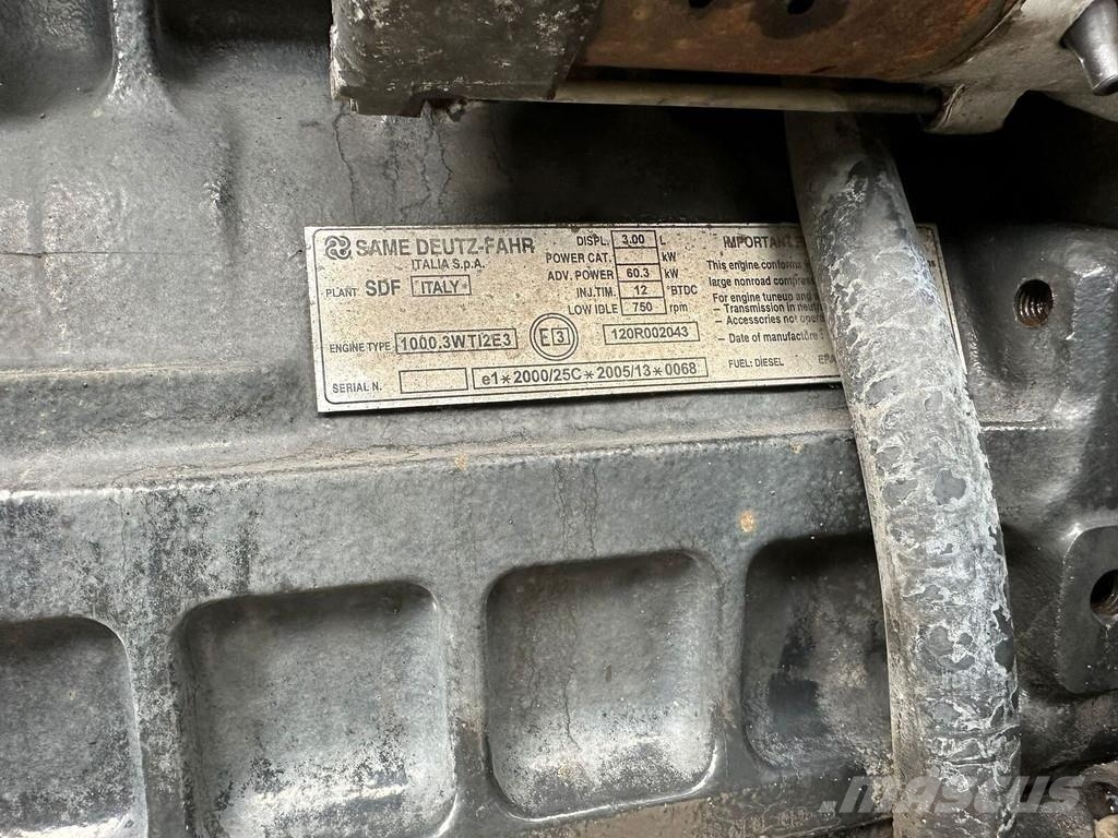 Deutz-Fahr Agroplus 320 Трактори