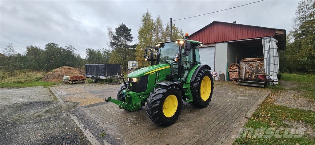 John Deere 5090 R Traktori