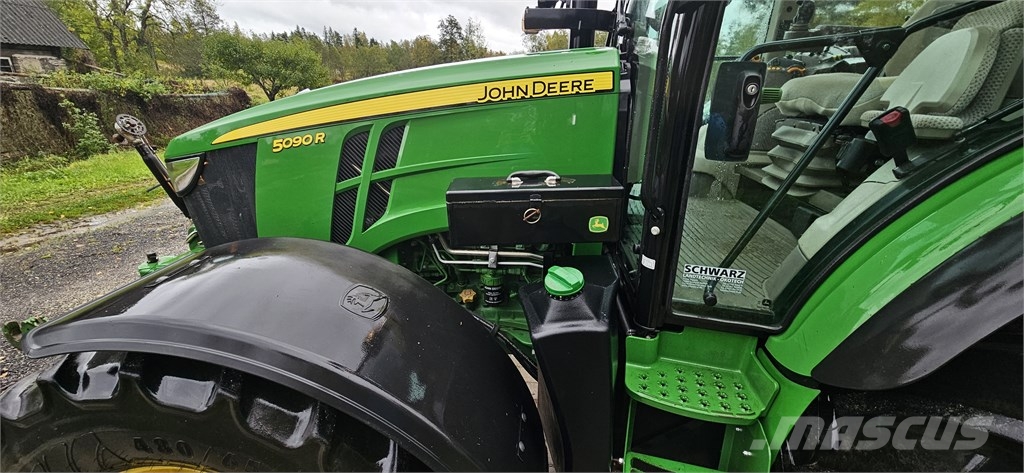 John Deere 5090 R Traktori