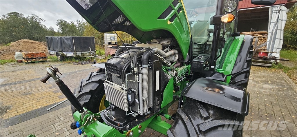 John Deere 5090 R Traktori