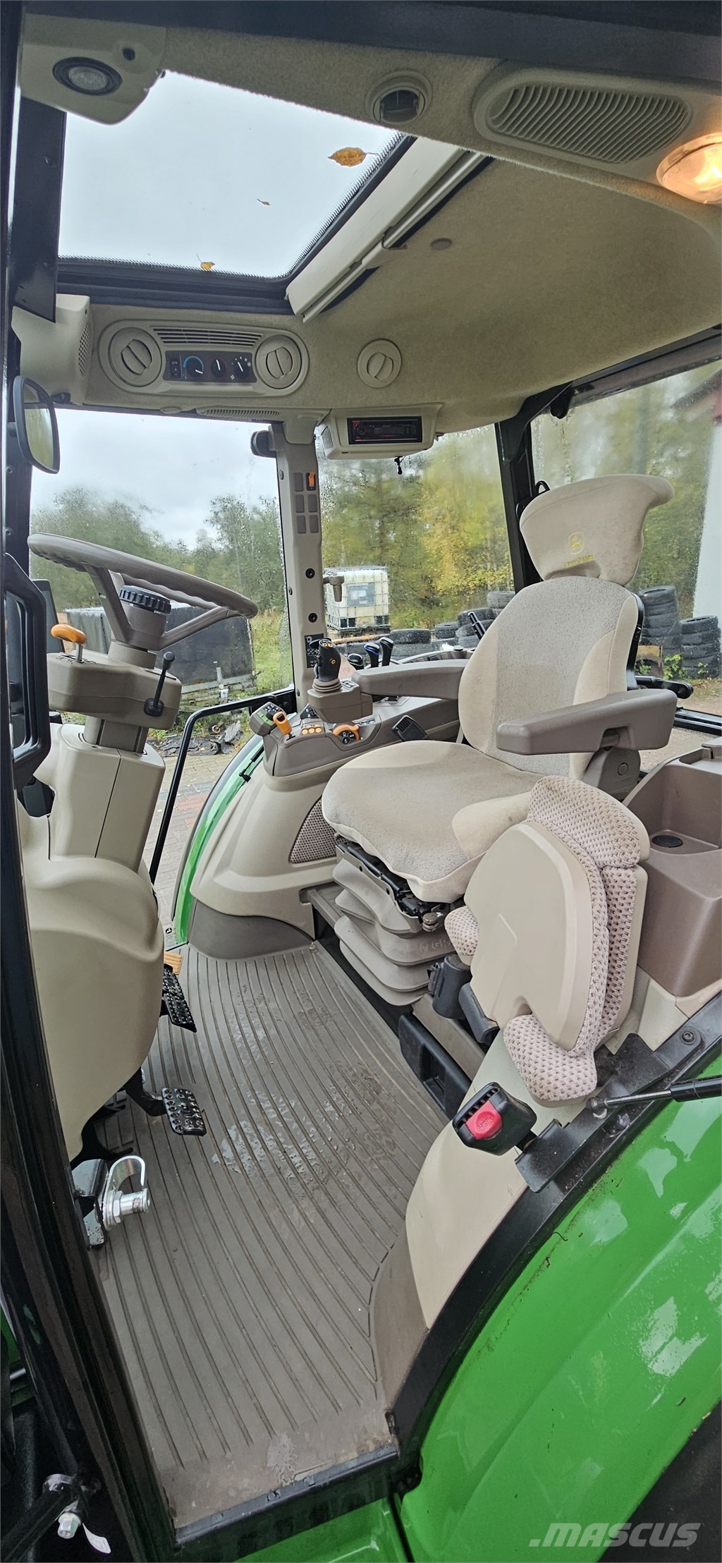 John Deere 5090 R Traktori