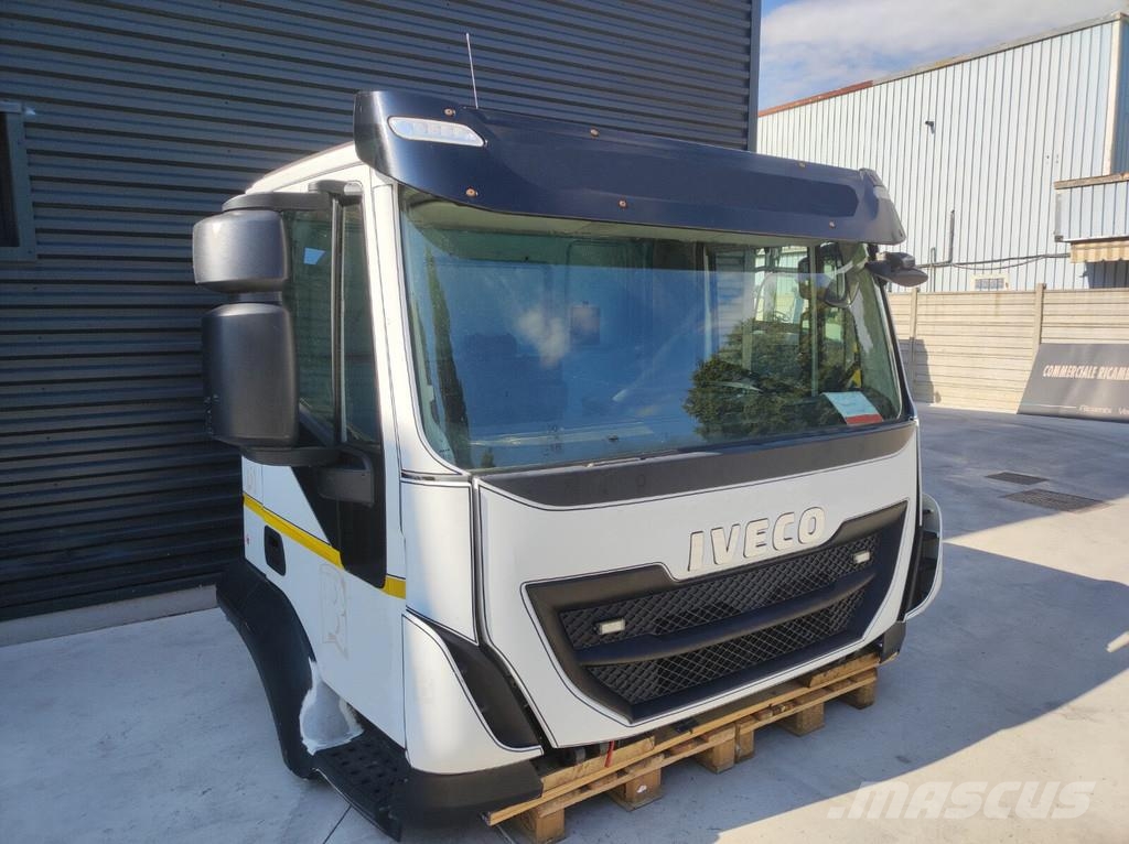 Iveco STRALIS TRAKKER EEV EURO 6 Cabinas e interior