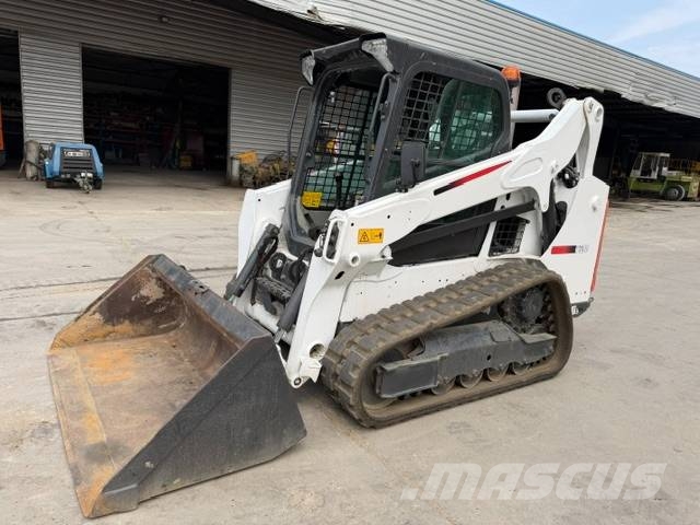 Bobcat T 590 لوادر انزلاقية التوجيه