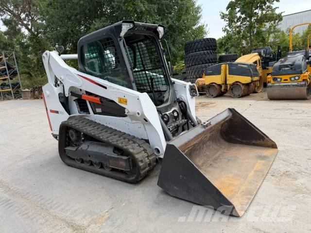 Bobcat T 590 لوادر انزلاقية التوجيه