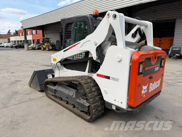 Bobcat T 590 لوادر انزلاقية التوجيه