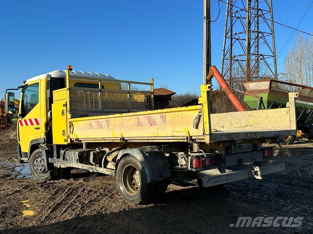 Nissan NT500 Ldv/dropside