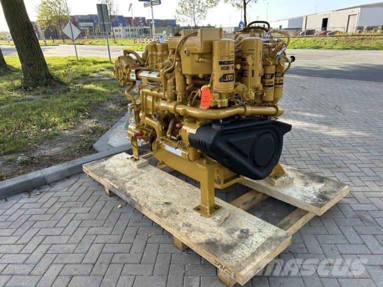 CAT C18 Ladijski motorji