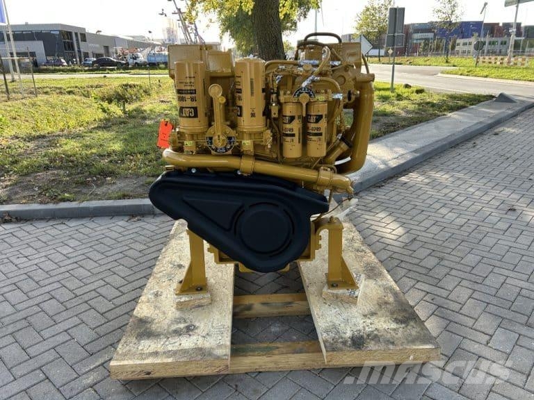 CAT C18 Ladijski motorji
