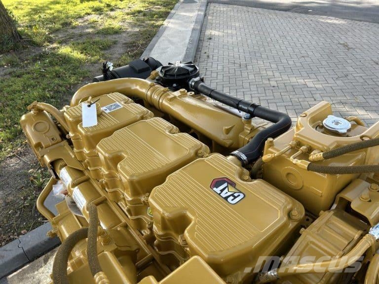 CAT C18 Ladijski motorji