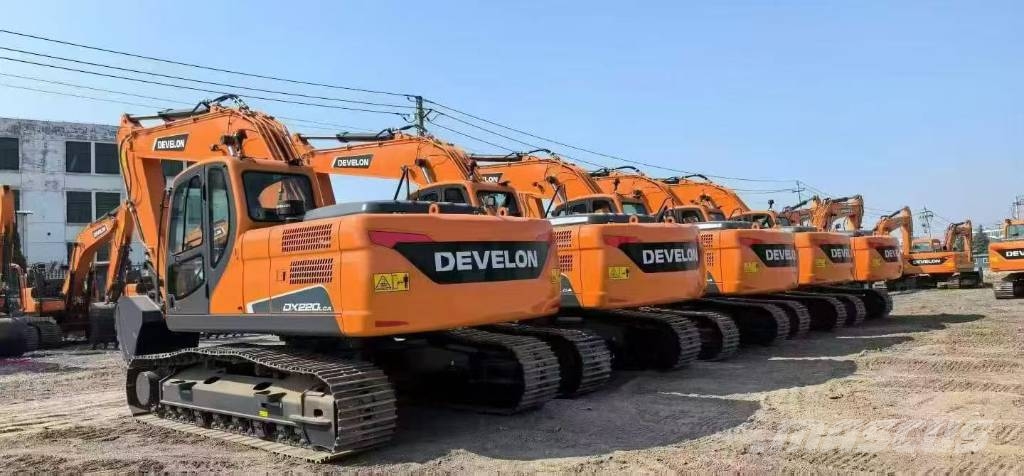 Doosan DX 225 LCA Gravemaskiner på larvebånd