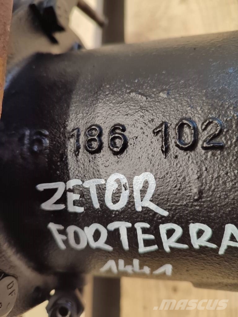  Front Drive PTO 10186001 Zetor Forterra 11441 轴
