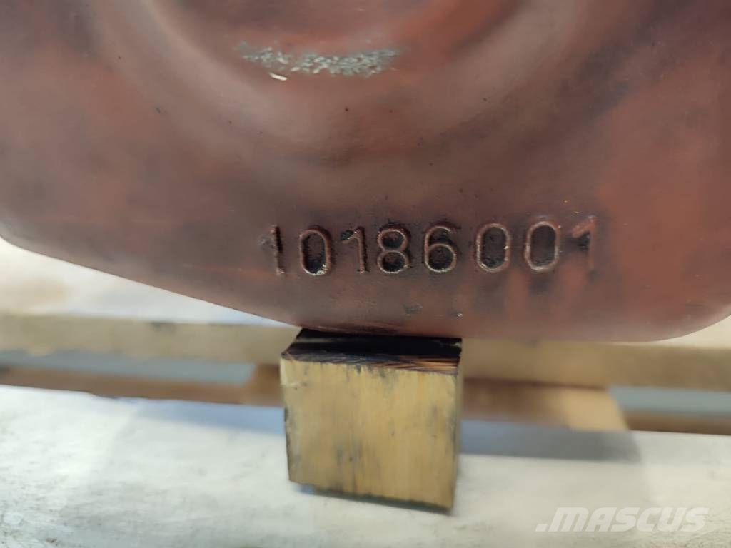  Front Drive PTO 10186001 Zetor Forterra 11441 轴