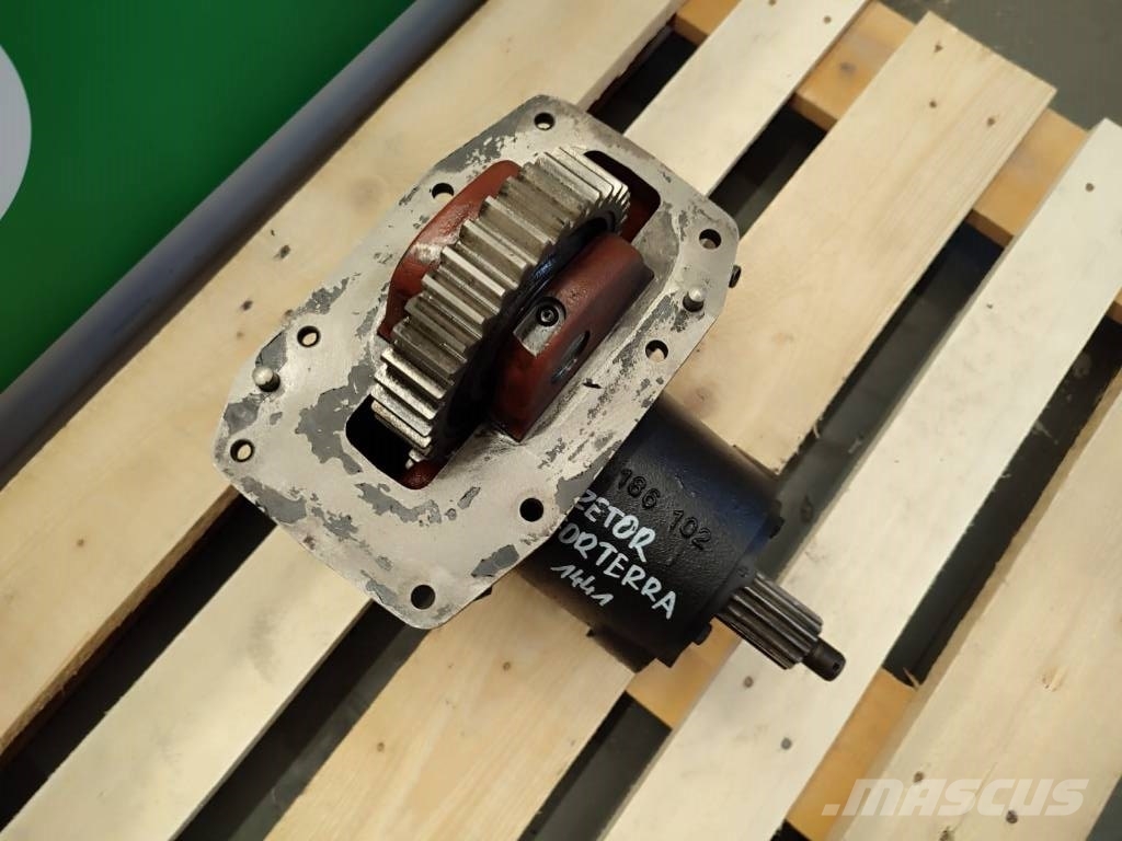  Front Drive PTO 10186001 Zetor Forterra 11441 轴
