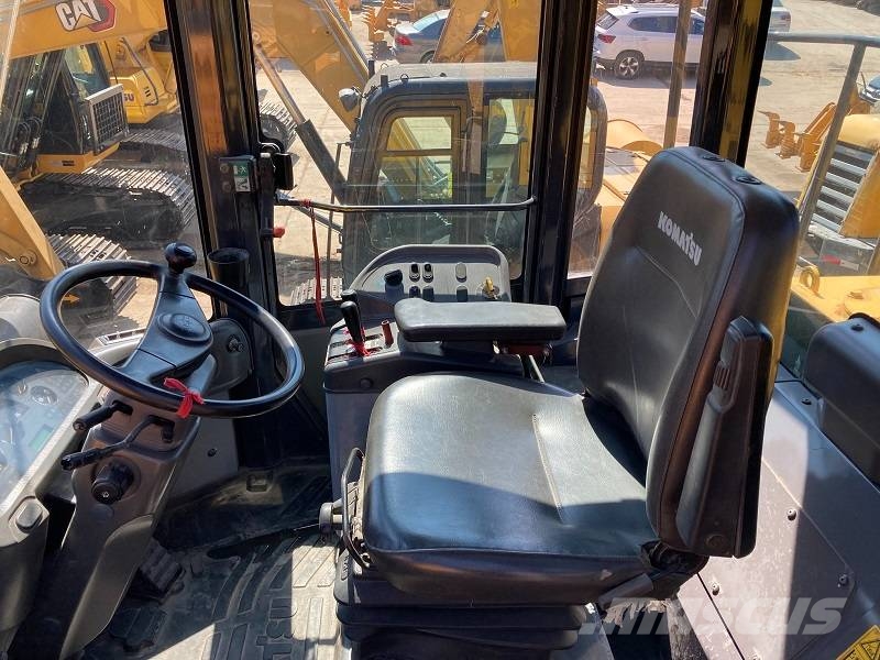 Komatsu WA380 Фронтальні навантажувачі
