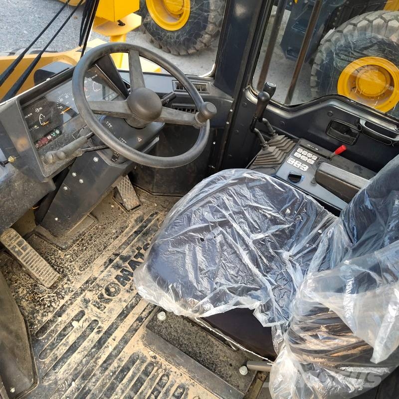Komatsu WA380 Фронтальні навантажувачі