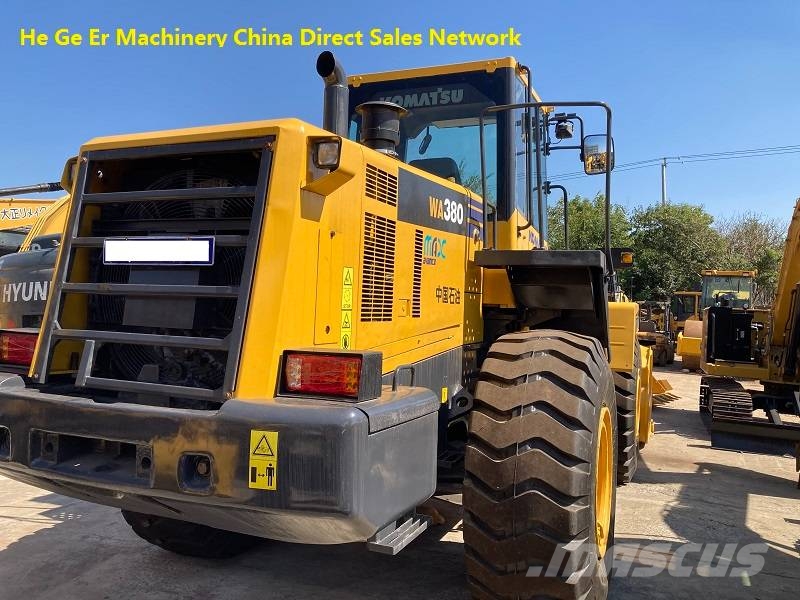 Komatsu WA380 Фронтальні навантажувачі