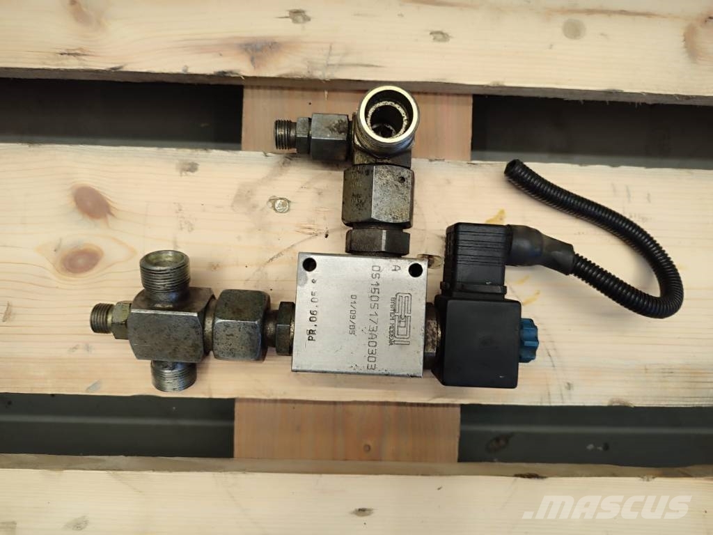 Manitou Hydraulic valve 0S1505173A0303 Manitou MT 1340 Hydraulics