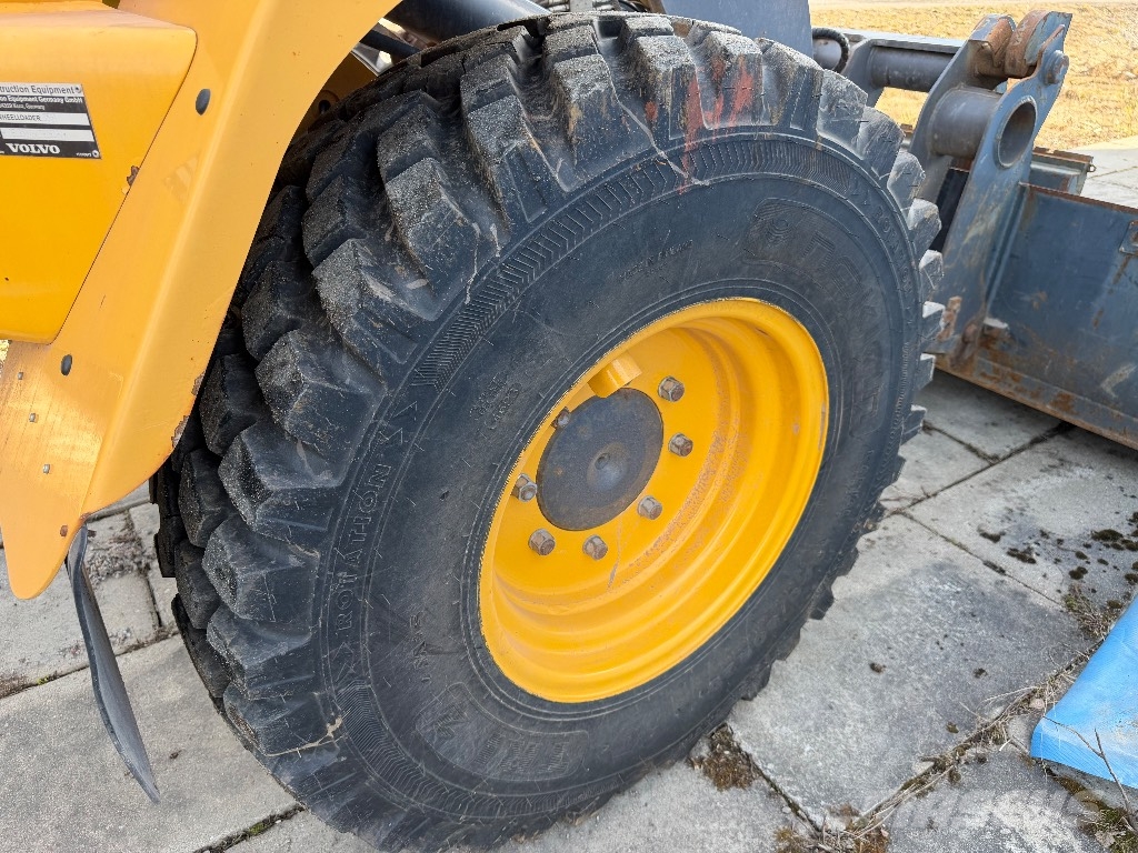 Volvo L 35 GT HS 轮式装载机