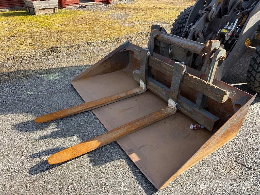 Volvo L 35 GT HS 轮式装载机