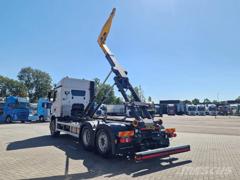 Mercedes-Benz Arocs 2645 6x2*4 with Hydrodrive - Palfinger T18A Rol kiper kamioni sa kukom za podizanje tereta