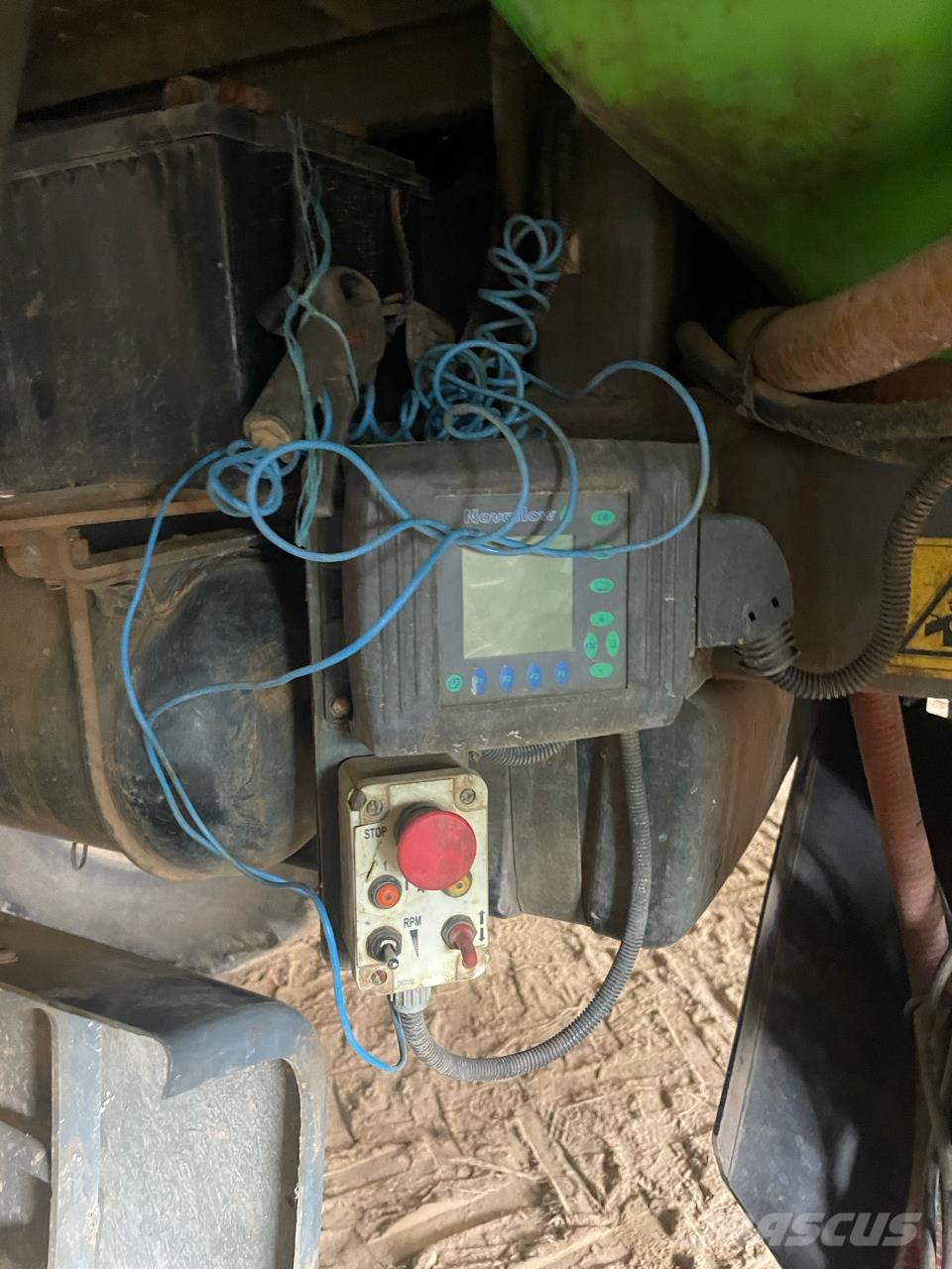 Tecnoma laser 自走式噴霧機
