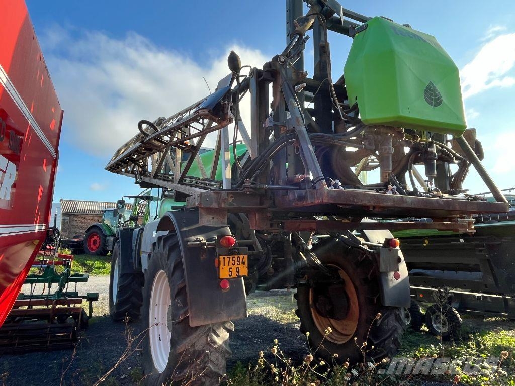 Tecnoma LASER 4240 Savaeigiai purkštuvai
