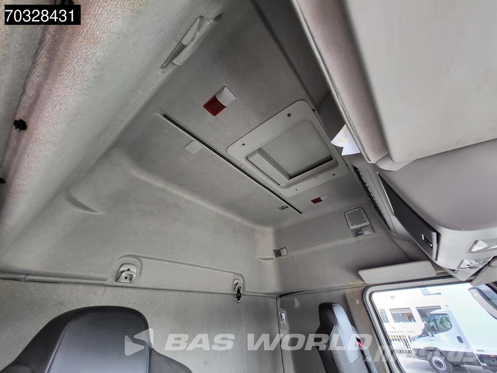 Renault D 320 D 4X2 18tonner 2000kg Ladebordwand Automatic Camiones con caja de remolque