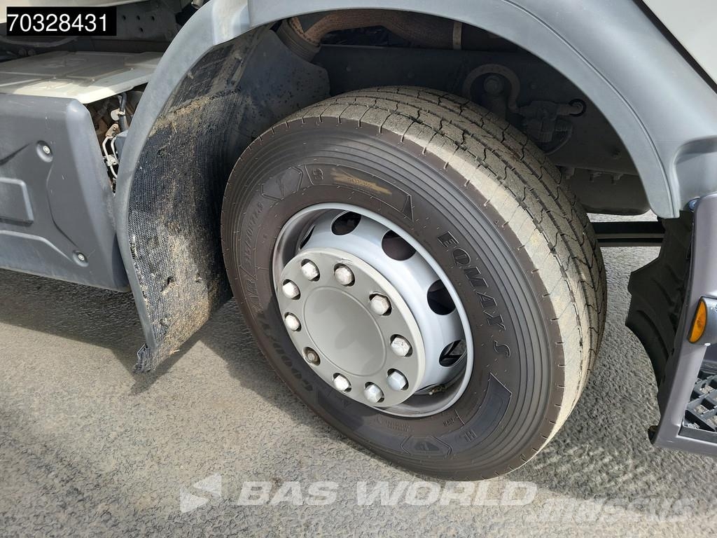 Renault D 320 D 4X2 18tonner 2000kg Ladebordwand Automatic Camiones con caja de remolque
