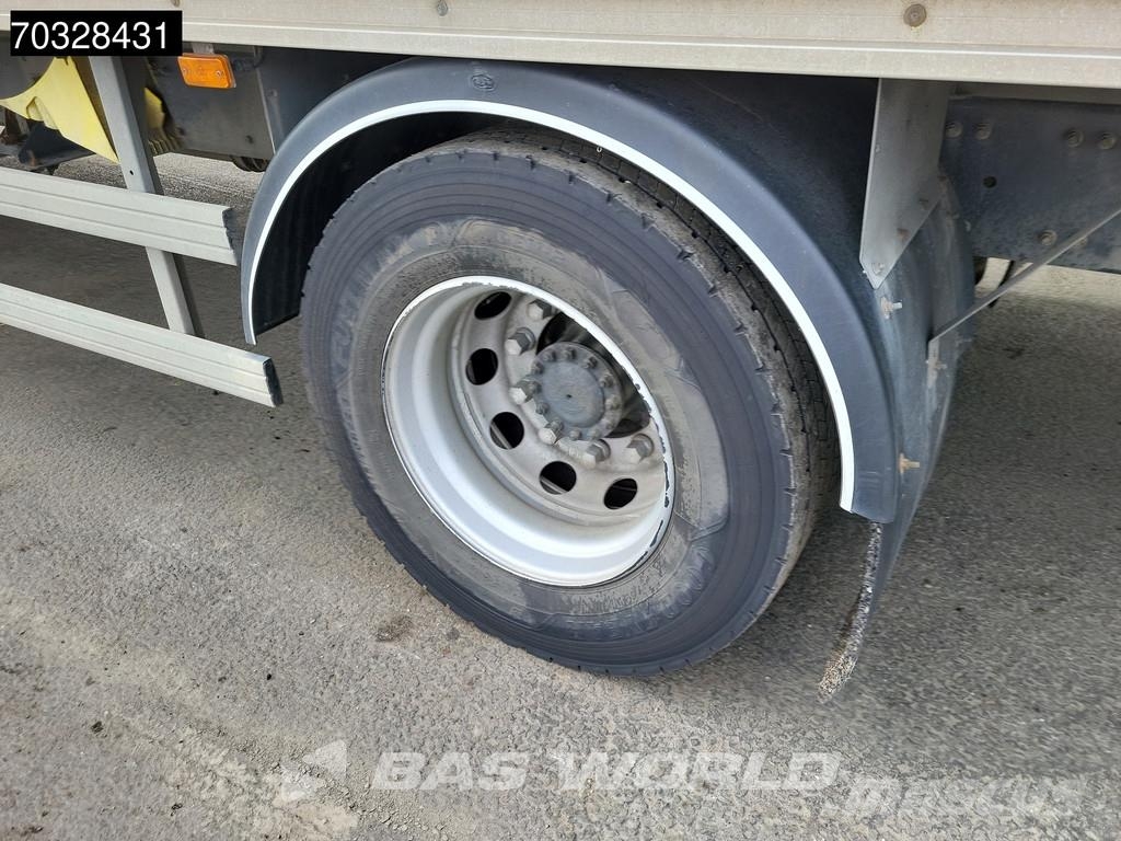 Renault D 320 D 4X2 18tonner 2000kg Ladebordwand Automatic Camiones con caja de remolque